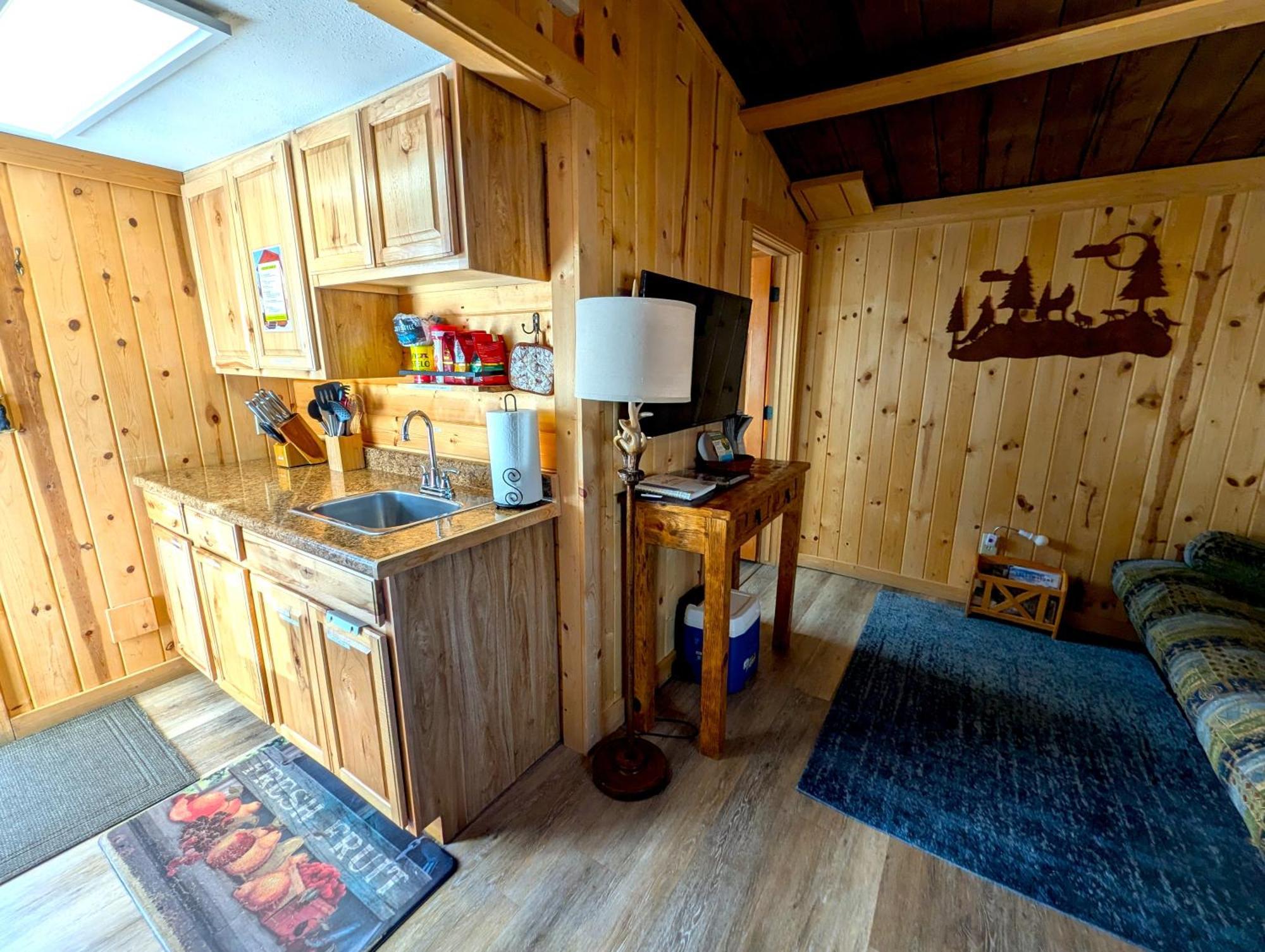 Yellowstone'S Treasure Cabins Gardiner Exterior foto